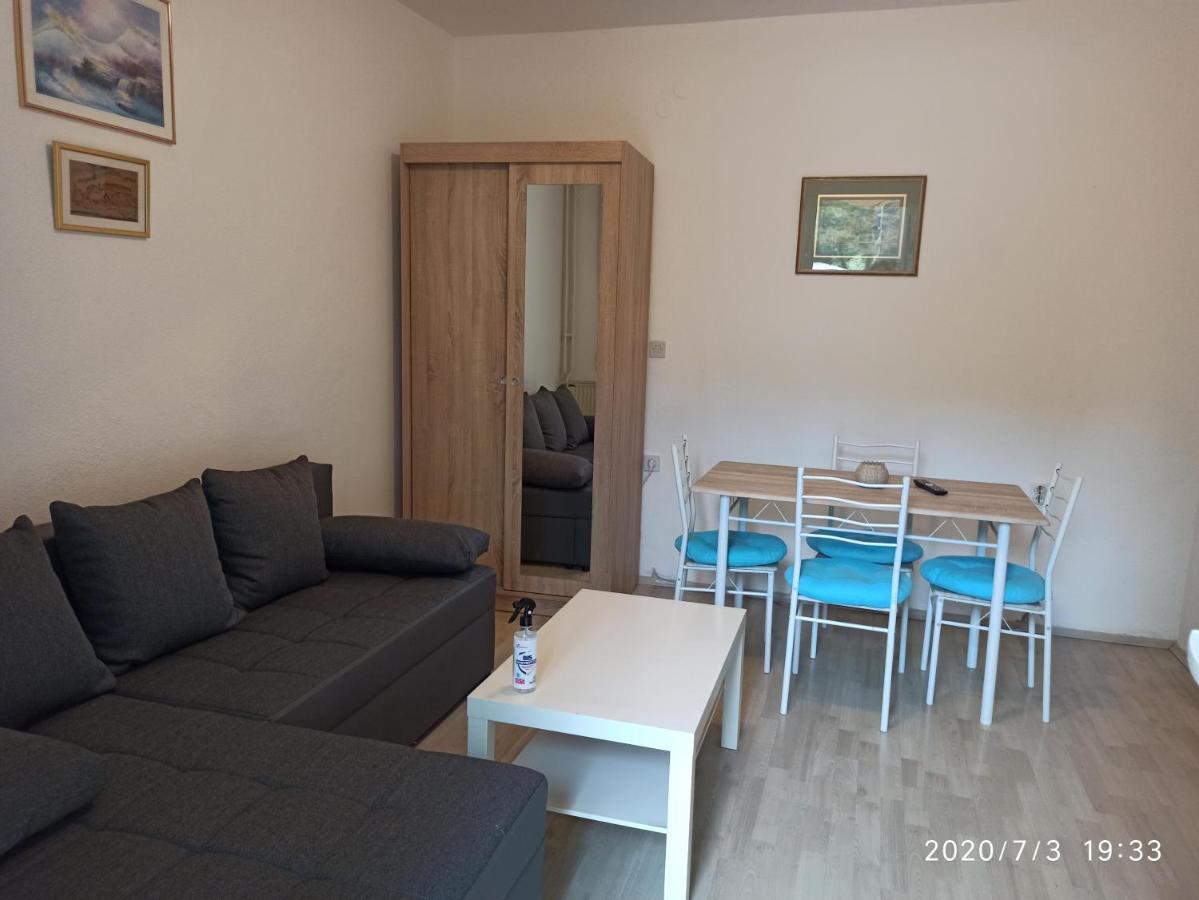 Apartment Knezevic 2 Jadranovo Exterior foto